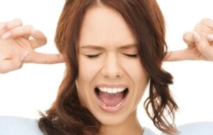 Грибок в ушах человека: симптомы и лечение
